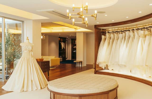 【公式】ティアラ ザ クラシッククラブ|登録有形文化財で叶う少人数ウェディングと家族挙式