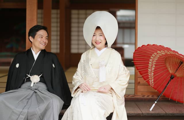 【公式】ティアラ ザ クラシッククラブ|登録有形文化財で叶う少人数ウェディングと家族挙式