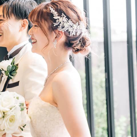 家族挙式→会食でアットホームウエディング(10名)