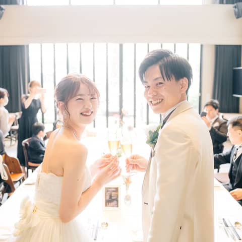 家族挙式→会食でアットホームウエディング(10名)