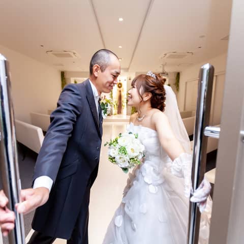 【ご祝儀内で叶う】10名279,994円で叶うおもてなしウエディング