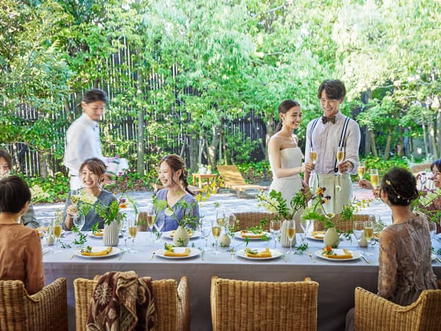 【公式】ティアラ ザ ガーデンハウス｜岡山の結婚式場｜プライベートガーデン付き一軒家貸切邸宅で寛ぎW