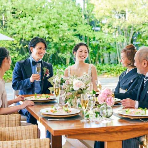 【公式】ティアラ ザ ガーデンハウス｜岡山の結婚式場｜庭付き一軒家貸切邸宅でカジュアルウェディング