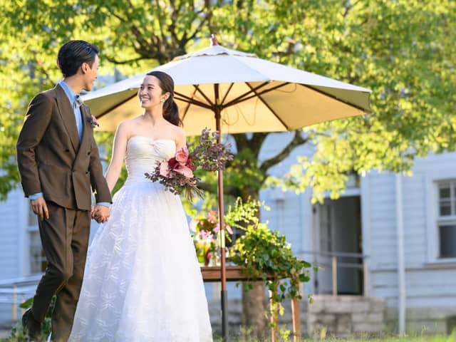 【公式】ティアラ ザ クラシッククラブ|登録有形文化財で叶う少人数ウェディングと家族挙式