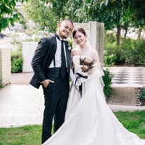 ドレス&タキシード275,000円分プレゼント!